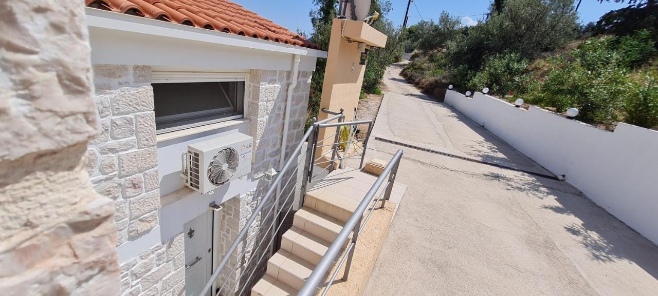 Stone House In Olive Grove Villa Толон Екстериор снимка